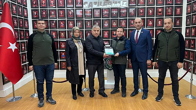 Fidanlar şehit ve gaziler için toprakla buluştu