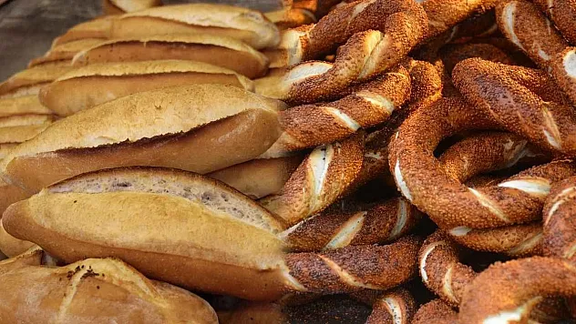 Fiyatlar Tersine Döndü: Ekmek Simitten Ucuz