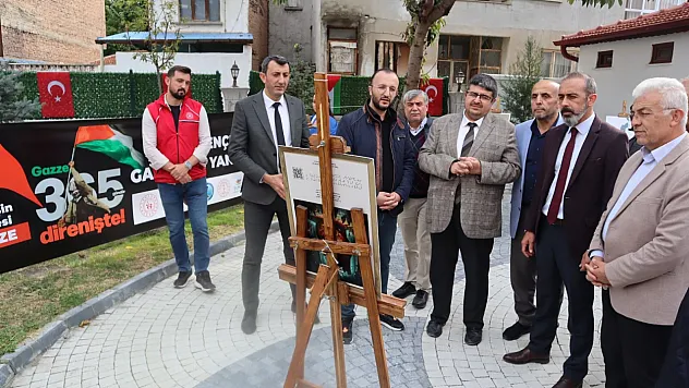 Gazze'de Yaşanan Dramı Afişlerle Anlattılar