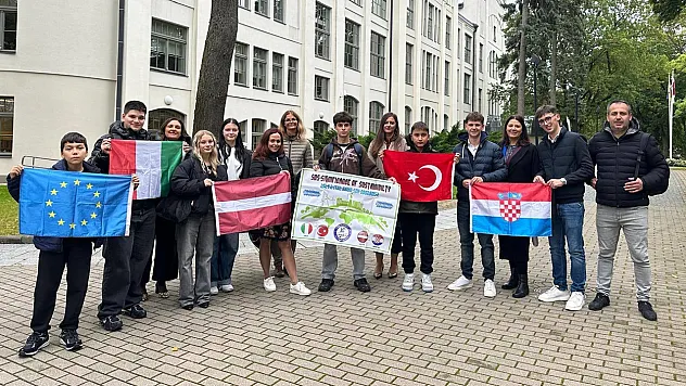 Gediz Altınkent Ortaokulu, Erasmus+ Projesiyle Letonya'da