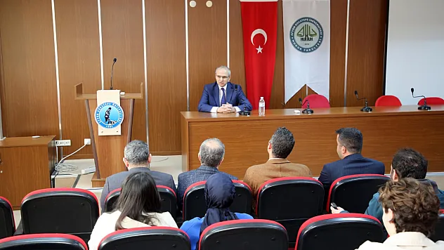 Geleceğin Hâkimlerine İdare Mahkemesi Hâkimliği Anlatıldı