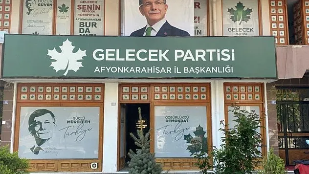 Gelecek Partisi Kapanıyor