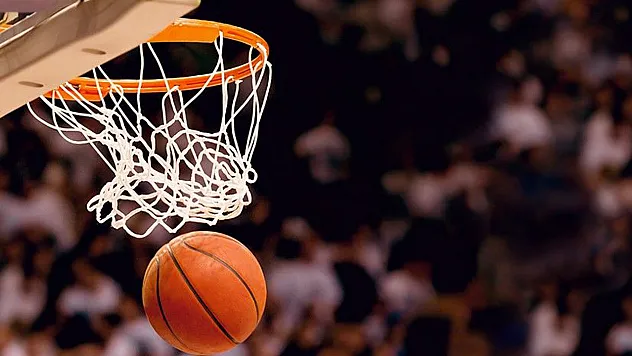 Genç kızlar Afyon'da yarışıyor – Kocatepe Gazetesi