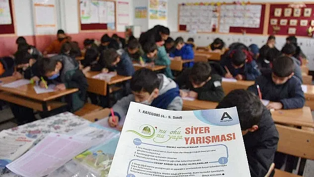 Gençler, Peygamber Efendimiz'i (S.A.V.) Daha Çok Tanıyacaklar