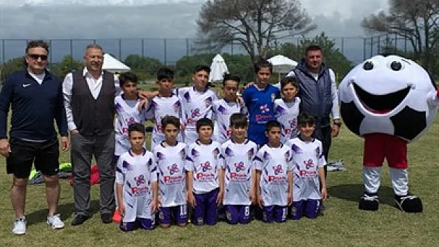 Gençlerden 3 galibiyet 1 beraberlik