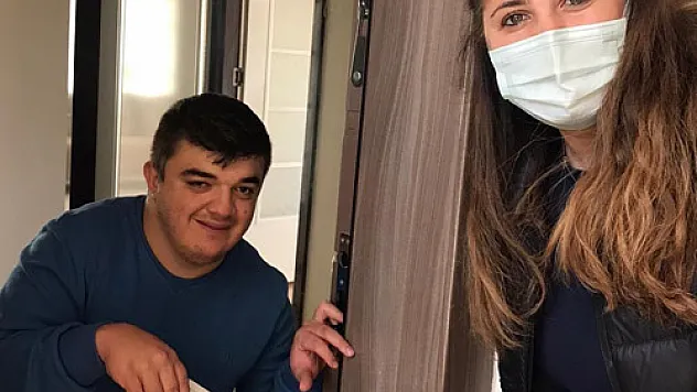 Gençlik merkezi tebessüm olmaya devam ediyor