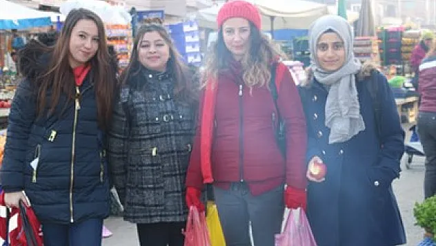 Gönüllü gençler her yerde