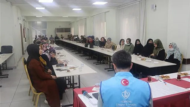 Gönüllüler çalışmaları istişare ettiler