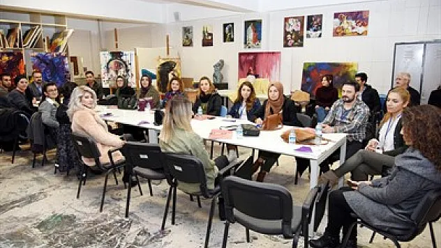 Görsel sanatlar çalıştayı düzenlendi