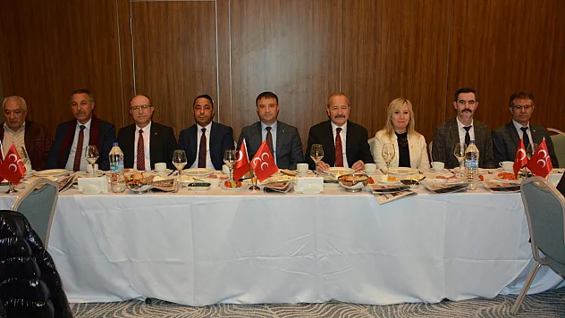 'Günü Geldiğinde Tanıtacağımız Başkan Adayımızı Zaten Seviyorsunuz'