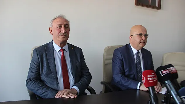 Gurbetçi bayanların gününde toplanan paralar akülü araçlara dönüştü