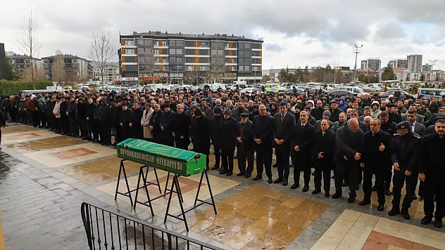Hacı Yakup Evren Dualarla Son Yolculuğuna Uğurlandı