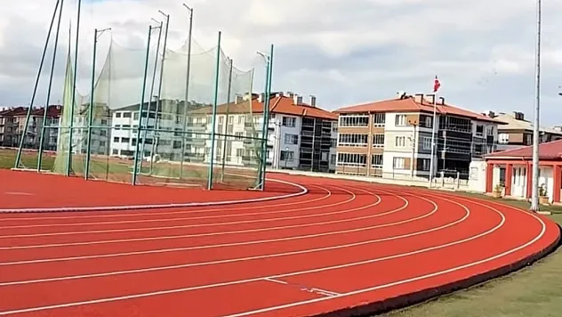 Halil Akkaş Atletizm Stadı Yenilenen Yüzüyle Hizmete Açılıyor