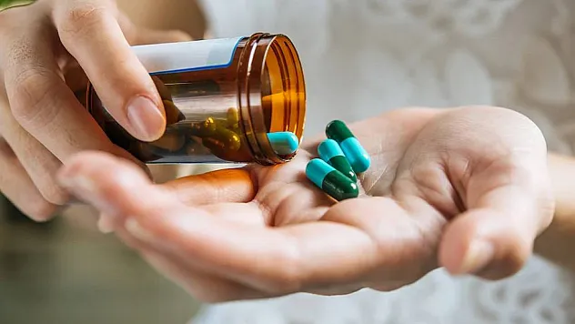 Hangi Durumlarda Antibiyotik Kullanılmalı? AFSÜ'lü Akademisyen Açıkladı