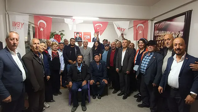 Hasan Karadeniz Çobanlar ve Bolvadin'de Üyelerle Buluştu