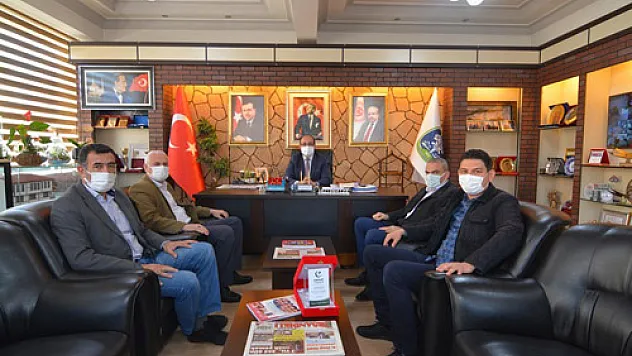 Hayrat Derneği'nden teşekkür ziyareti