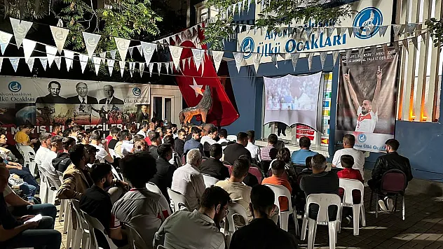 'Hepimiz Bozkurt'uz'