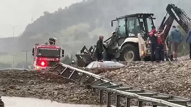 Heyelanda 1 ölü, kurtarma çalışmaları sürüyor