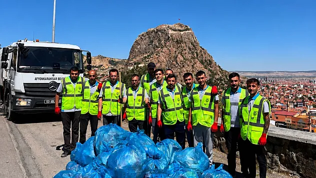 Hıdırlık'ta Şoke Eden Manzara! Torba Torba Toplandı