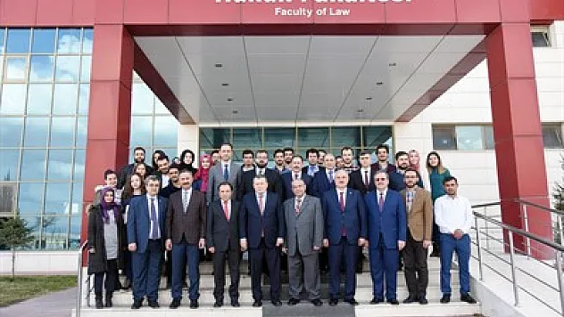 'Hukuk her dönemde toplumların vazgeçilmezidir'