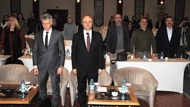 Hukukçular iş hukukunu masaya yatırdı