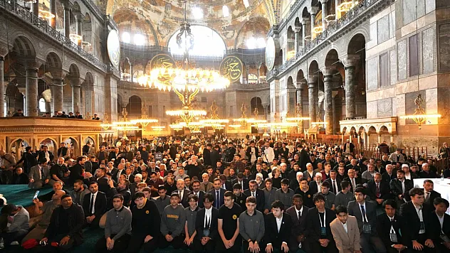 Hutbe Okumada Türkiye Dördüncüsü Afyon'dan Çıktı