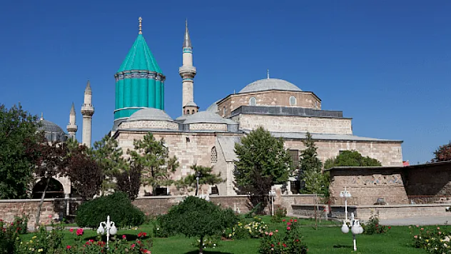 Hz. Mevlana'yı doğru anlatmak herkesin görevi