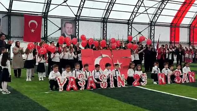 İhsaniye'de Göz Dolduran Kutlama