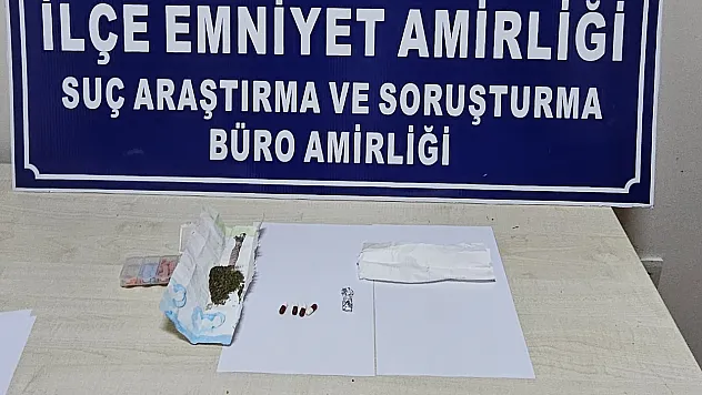 İhsaniye'de Yasaklı Madde Kullanırken Yakalanan Sürücü Ehliyetinden Oldu