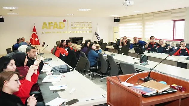 İki kurum el ele verdi, işitme engellilere umut doğdu