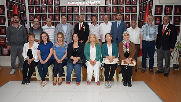 “İktidara gelirsek her duruma hazırız”