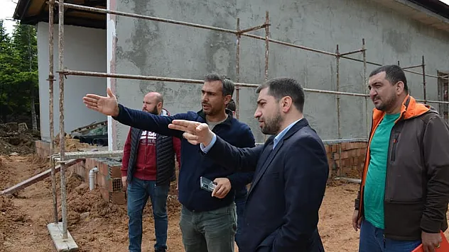 İl Müdürü Damkacı, sağlık merkezi binasının inşaatında inceleme yaptı