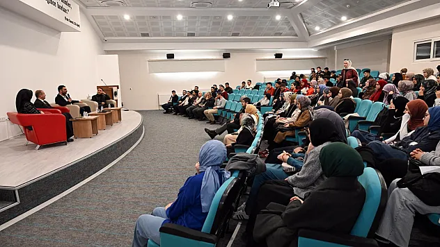 İlahiyatçılar İçin Donanım Ve Kur'an Yeterliliği Şart!