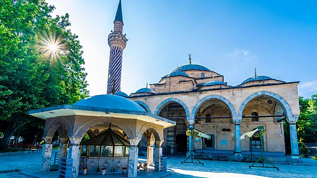 İmaret Camii avlusu, 'otopark' olmayacak