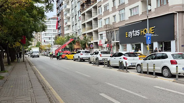İnşaat Çalışması Trafiği Kilitledi
