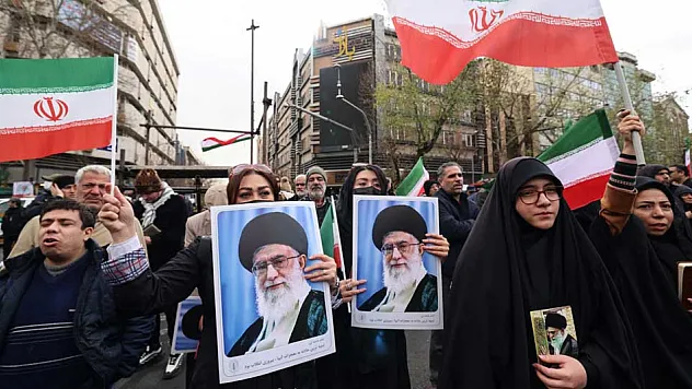 İran, ABD'ye Direnmeye Kararlı