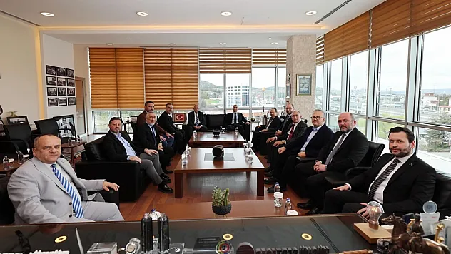 İş İnsanları, Vali Aktaş İle Şehrin Ekonomisini Ele Aldı