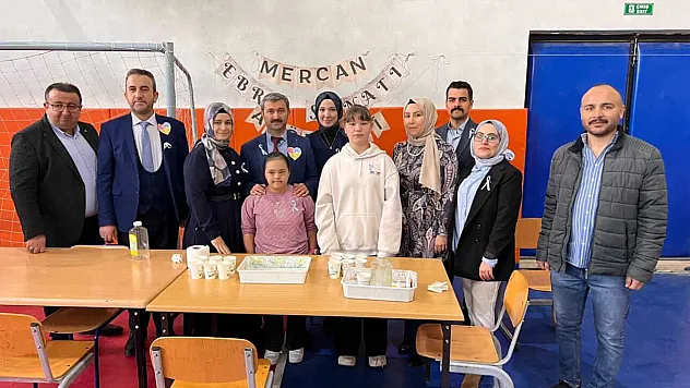 İscehisar'da Otizme Dikkat Çekildi