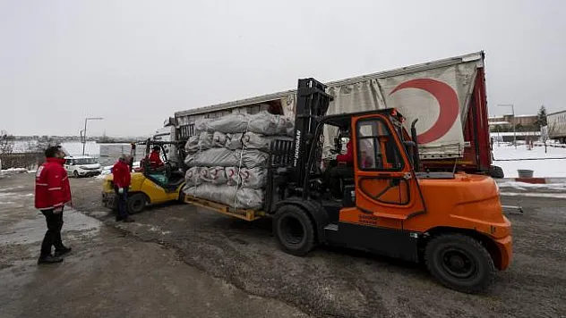 İşte Afyonkarahisar’dan deprem bölgesine gönderilenler