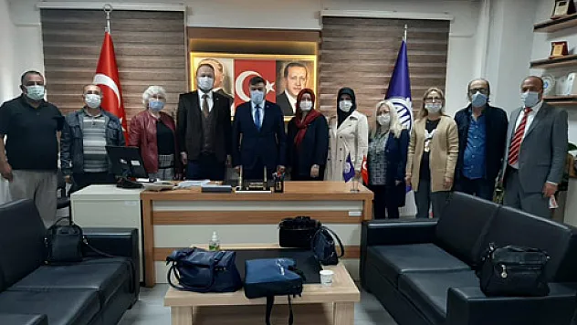 İYİ Parti Merkez İlçe  muhtarları unutmadı