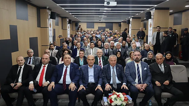 İYİ Parti'nin Afyon Toplantısından Dikkat Çeken Mesaj!