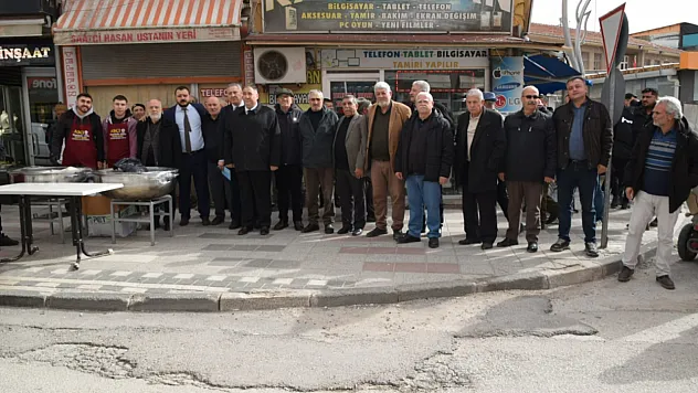 İYİ Parti Ozan Arif'i Andı