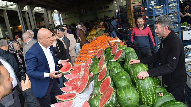 İYİ Partili Çömez: Dilim Karpuz Bile Kredi Kartı İle Alınıyor