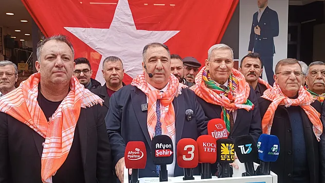 İYİ Partili Mısırlıoğlu'ndan AK Parti'ye: Ötede Oynayın!