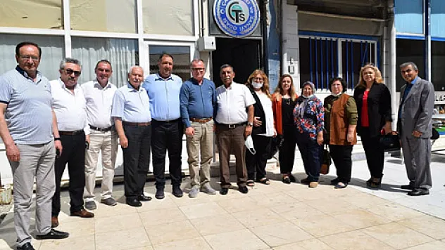 İYİ Partililer Çay'da sivil toplum temsilcilerini dinledi