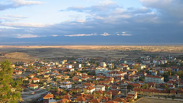 İzmir Şehir Tiyatrosu oyuncuları, Dazkırı ilçesinde mola verdi