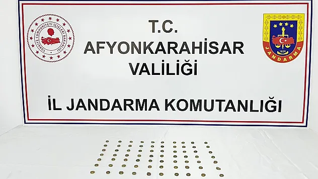 Jandarma Bolvadin’de 76 adet sikke ele geçirdi