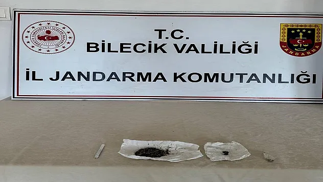 Jandarma Tarafından Durdurulan Araçtan Uyuşturucu Madde Çıktı
