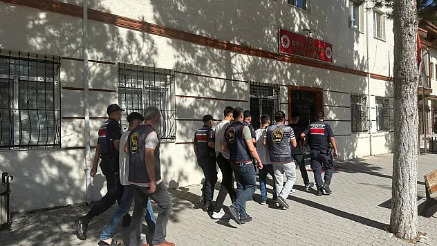 Jandarmadan Dolandırıcılık Operasyonu, 5 Gözaltı