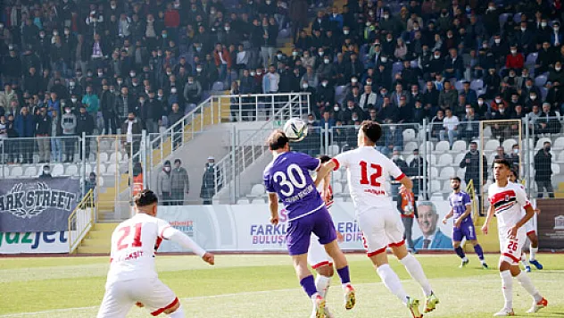 Jetler Turgutlu'yu 4 golle geçti